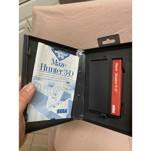 Maze Hunter 3-D (Sega Master System, 1988) CIB - Picture 3 of 3